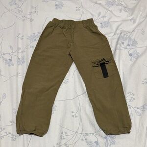 ⭐️ Boys Jogger Pants (Size: S)
